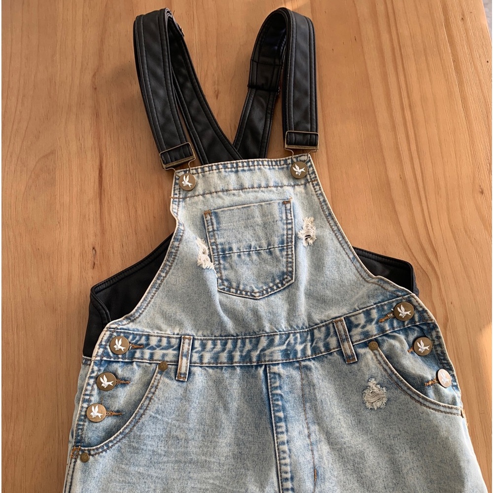 One teaspoon super freak overall Jean shorts 25